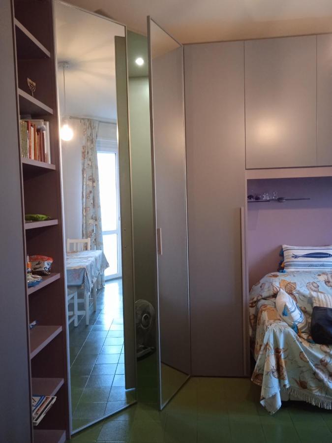 Appartamento Al Lago Da Dany Arona Exteriör bild